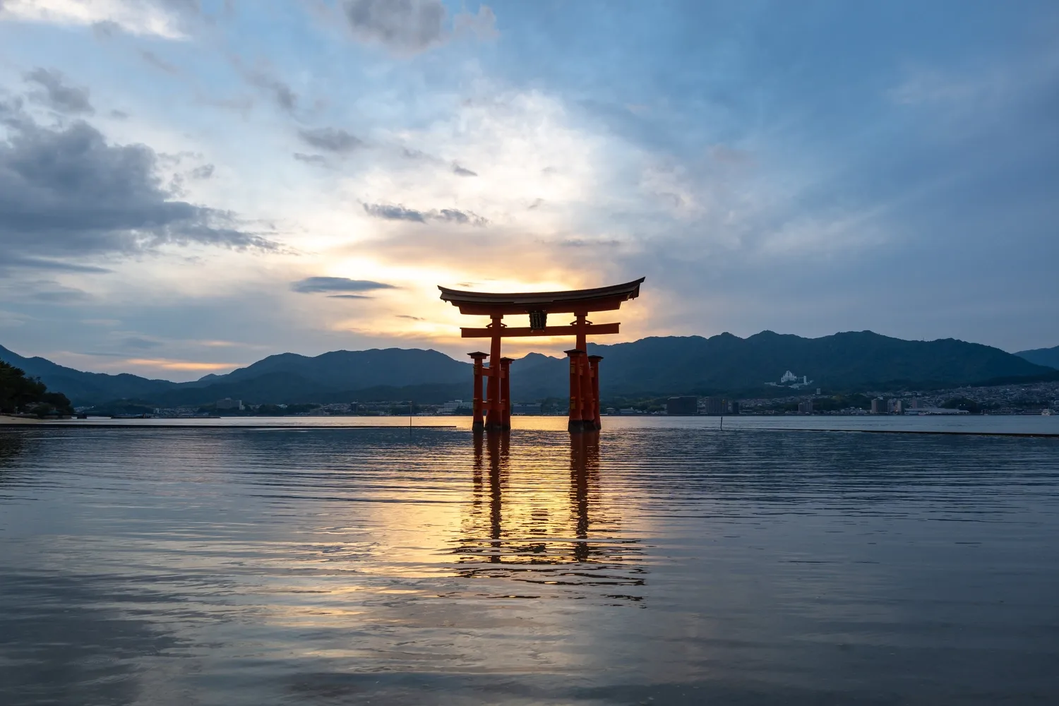Mokurai – Weg der Geistesschulung – Torii-Tor in Japan